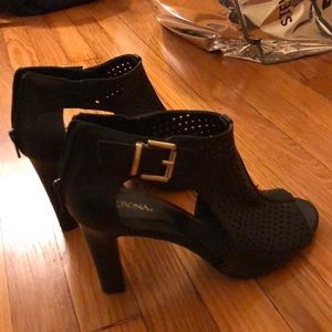 Black peep toe heels